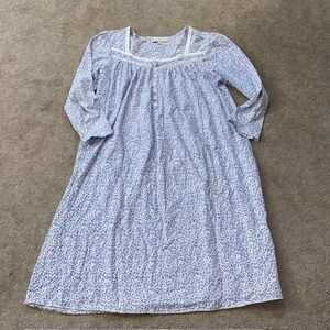 Eileen West Blue Floral Cotton Nightgown Womens Medium Victorian Cottagecore